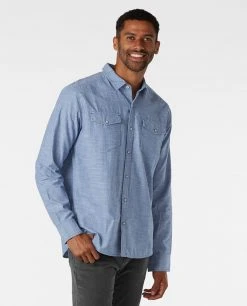 Stio Men's Ashton Chambray Shirt - Past Season 34 Stio Men's Ashton Chambray Shirt - Past Season -Hot Sale Stio Store M Ashton Light Chambray 1 f2aa2575 7550 4b65 877d 5d279f3b9756