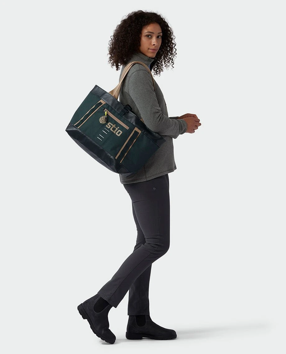 Stio Basin XT CarryAll 25L 17 Stio Basin XT CarryAll 25L - Image 15