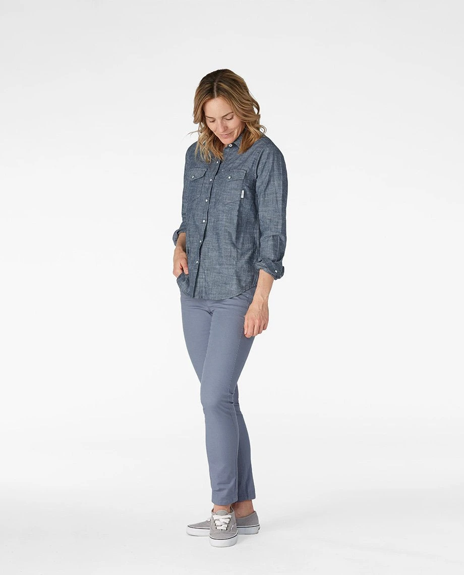 Stio Women's Ashton Chambray Shirt - Past Season 21 Stio Women's Ashton Chambray Shirt - Past Season - Image 19