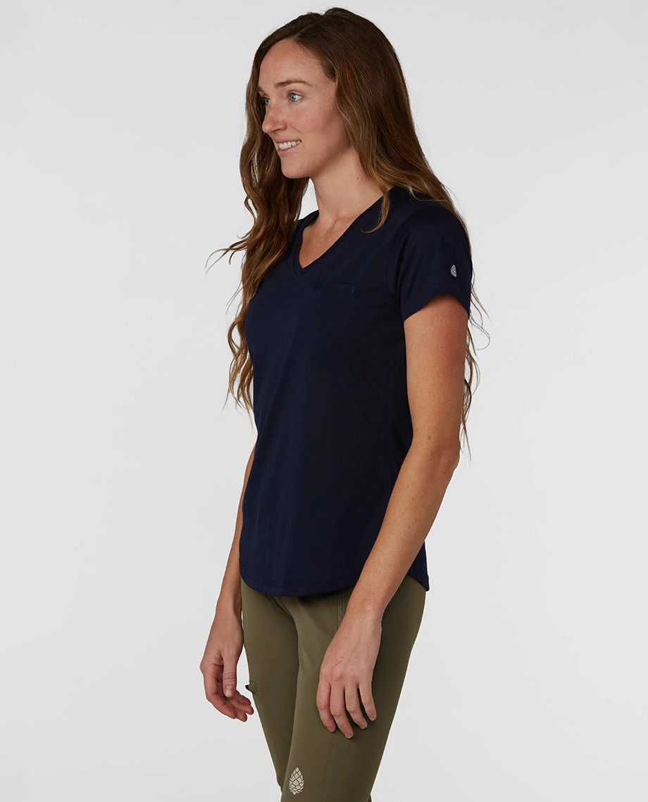 Stio Women's Divide V-Neck SS 4 Stio Women's Divide V-Neck SS - Image 2