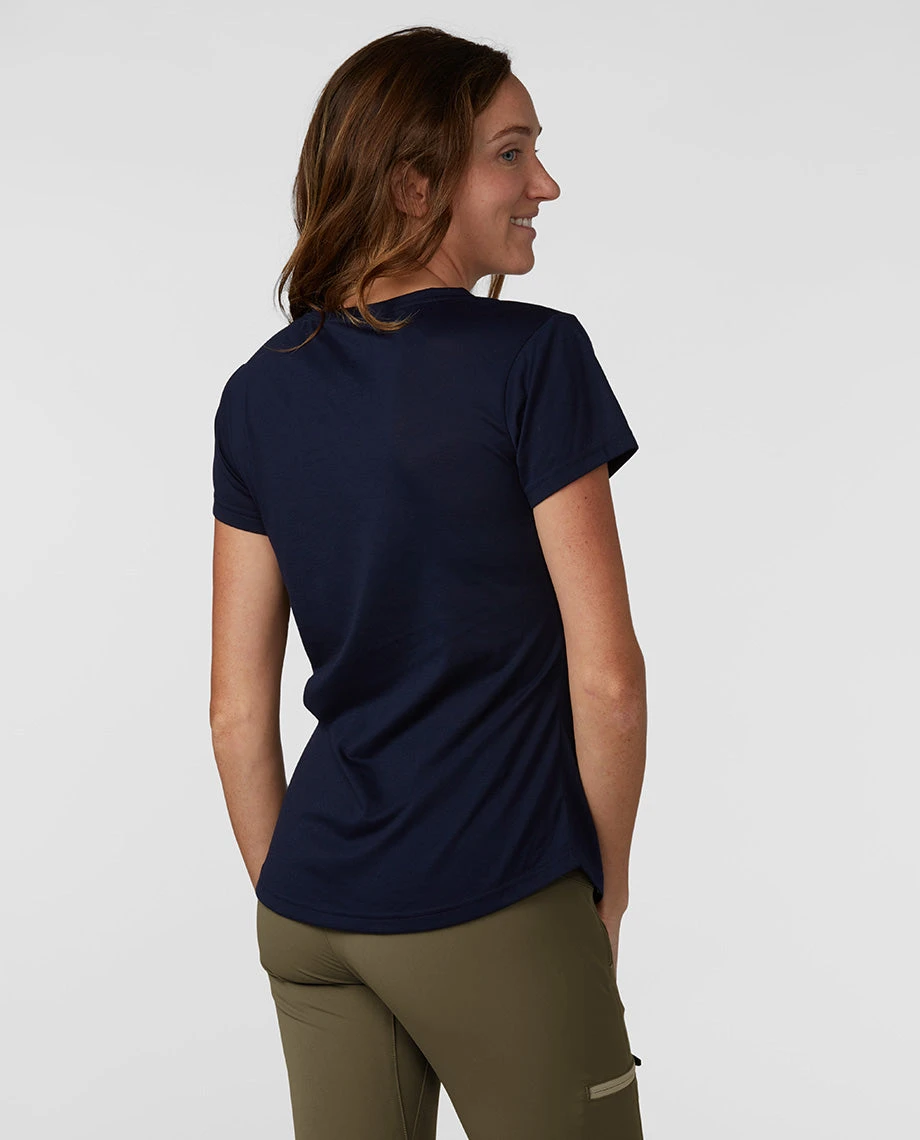 Stio Women's Divide V-Neck SS 5 Stio Women's Divide V-Neck SS - Image 3