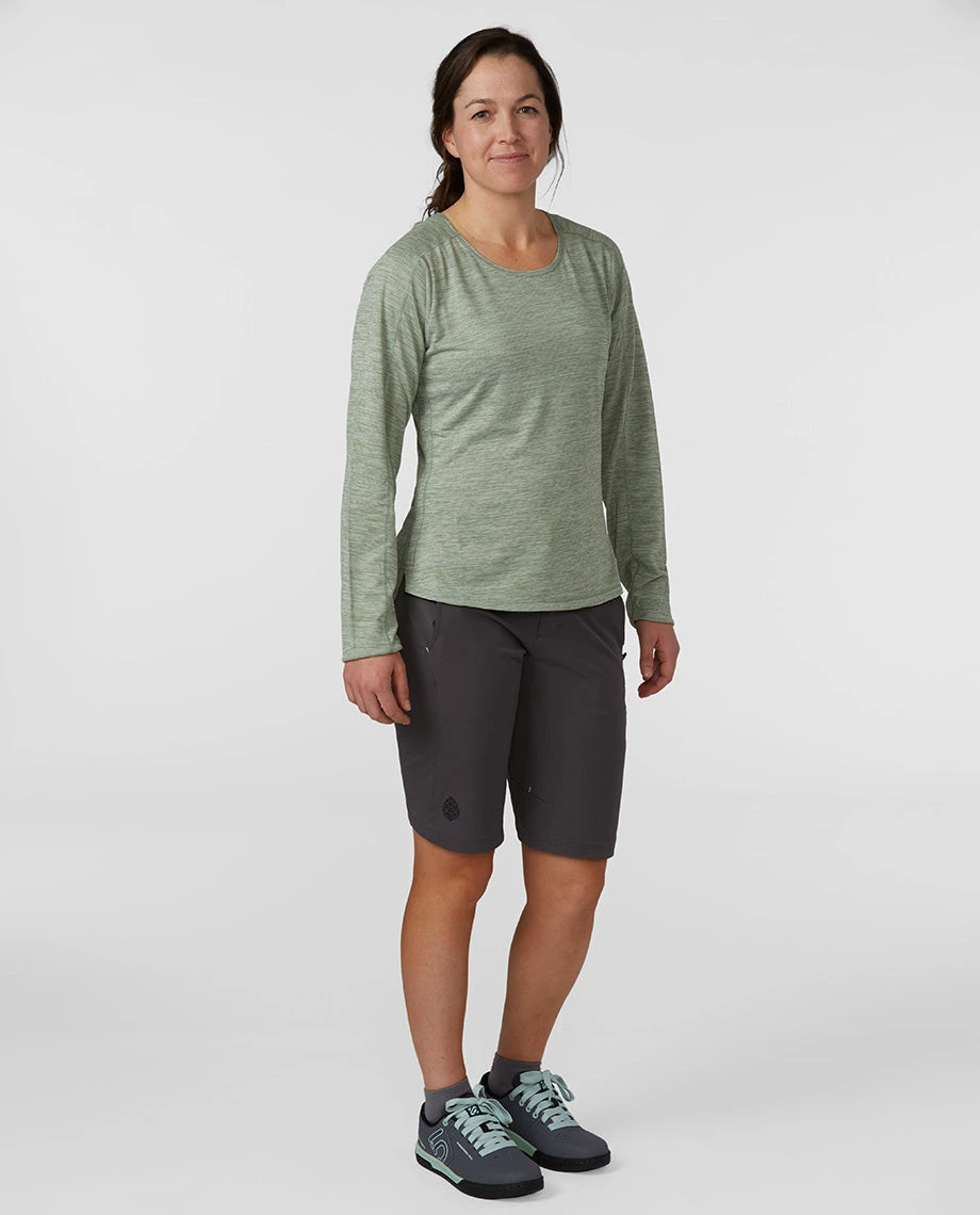 Stio Women's Icefloe Tech Tee LS 6 Stio Women's Icefloe Tech Tee LS - Image 4